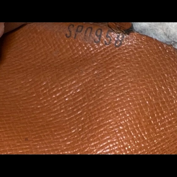 LOUIS VUITTON Monogram Porte Tresor Etui Papiers Wallet - Picture 10 of 10